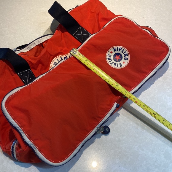 New Kipling Imagine Pack Tote Large Red black foldable  with tags ⭐️⭐️⭐️⭐️⭐️ - Picture 4 of 17